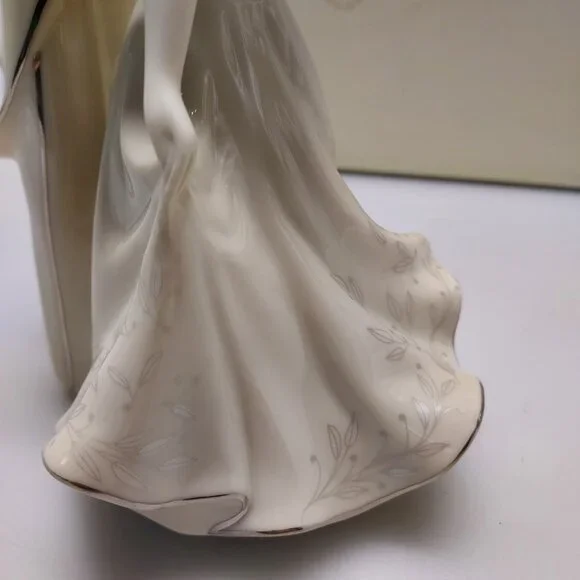 LENOX WEDDING PROMISES COLLECTION BRIDE/GROOM FIRST DANCE PORCELAIN NEW NOS VTG - Picture 10 of 16